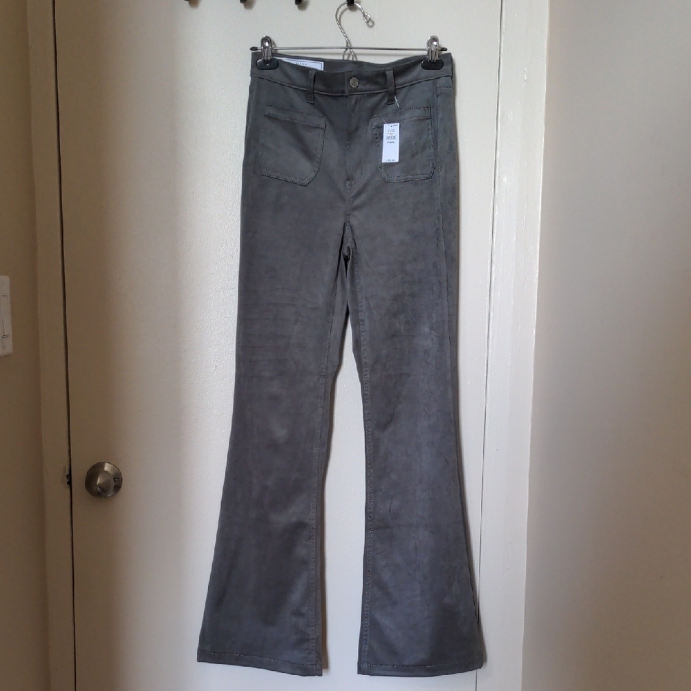 BNWT GAP High Rise Flare Pants in Gray